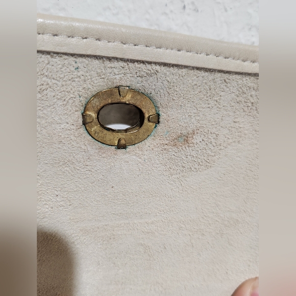 Vintage Coach Shoulder Purse 9385 - Bone - Picture 8 of 15